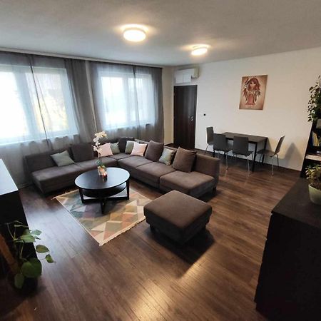Apartman Dominika Lägenhet Rovinka Exteriör bild