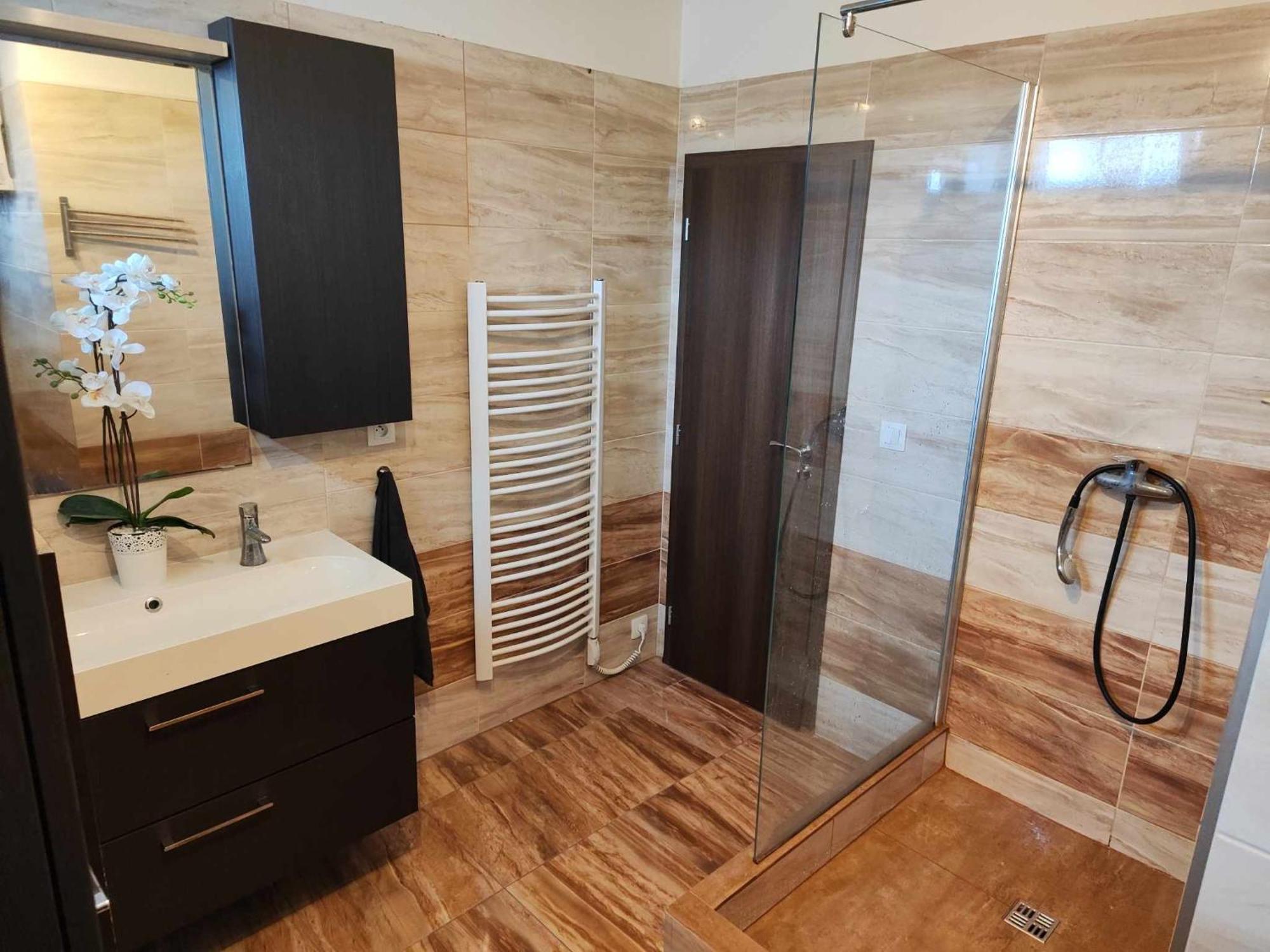Apartman Dominika Lägenhet Rovinka Exteriör bild